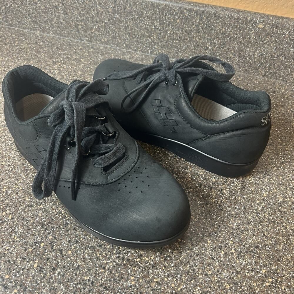 SAS Tripad Comfort Free Time Shoes Black Nubuck Lace Up Low Top Womens Size 8.5W